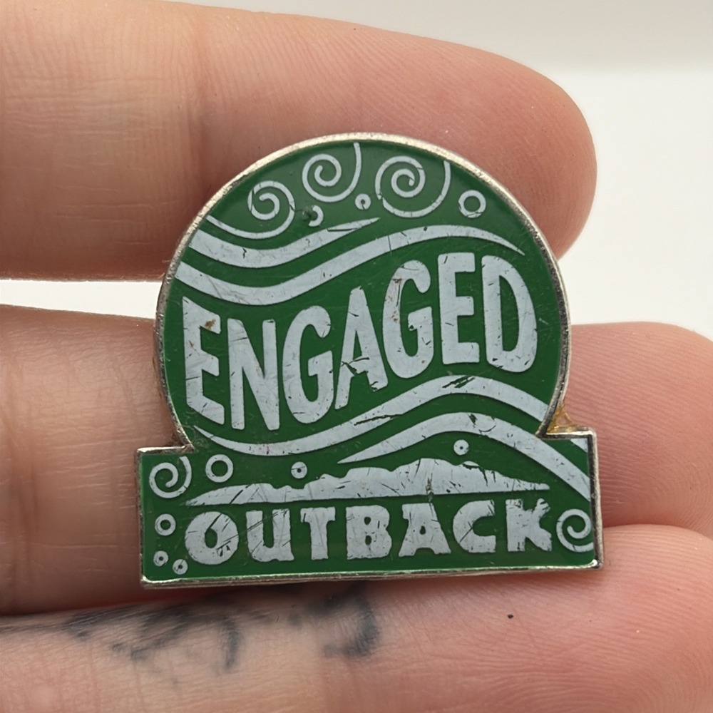 Outback Steakhouse Engaged Green Pattern Lapel Hat Pin